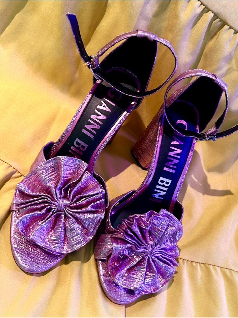 Gianni Bini Metallic Lavender Heeled Bow Sandals, Size 8 - Picture 4 of 10